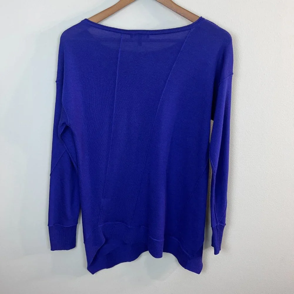 Eileen Fisher Sweater Womens Small Purple 100% Merino Wool Lightweight Knit Hole